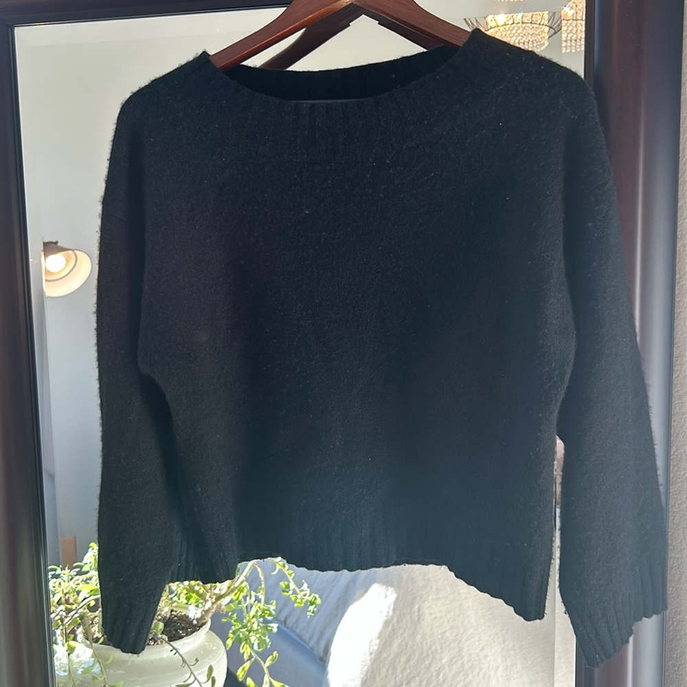 Vince Cashmere Boatneck Cropped Sweater
